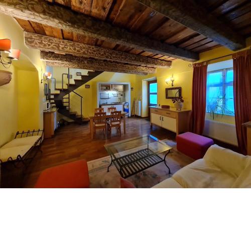 Magic central attic apartment