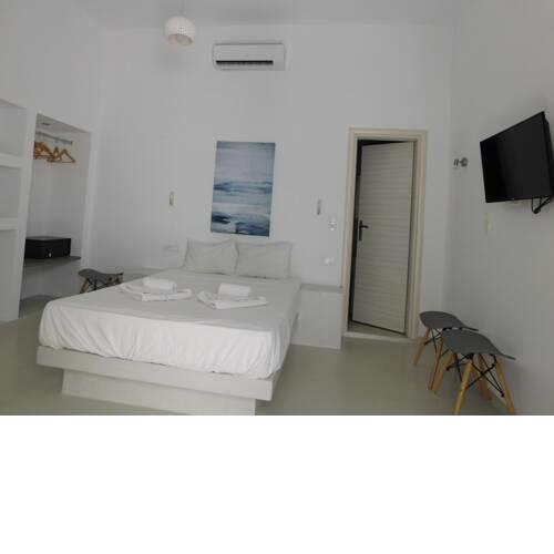 MAGIC CLIFF SUITE