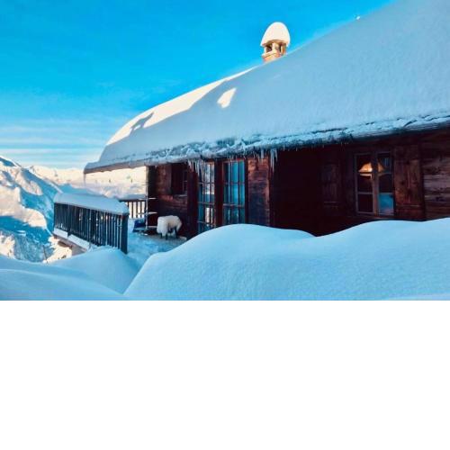 Magic Ski-In-And-Out Chalet above Verbier