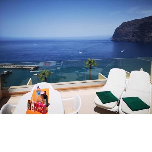 Magical Apt. with Sea View & Cliff