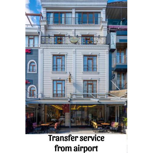 Magnaura House Hotel