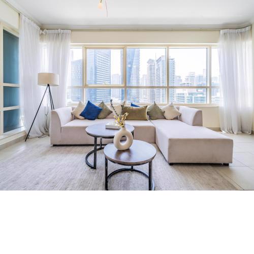 Magnificent 2 BR with balcony - Dubai Marina
