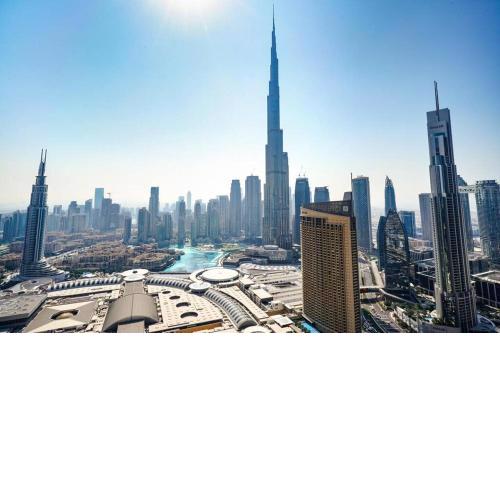Magnificent 3BR Luxurious apartment with Burj Khalifa View