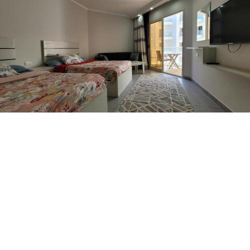 Magnificent apartment in HRG With Beach Access, 5 Min from downtown
