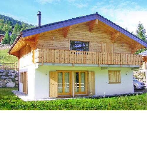 Magnificent Chalet Amidst Mountains in La Tzoumaz