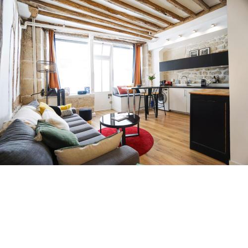 Magnificent Cocoon In The Heart Of Paris