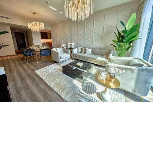 Magnificent Lux 2 BR with Incredible Skyline View