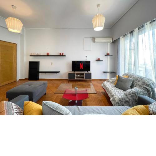 Magnificent sea view 60sqmeter Apt in Paleo Faliro