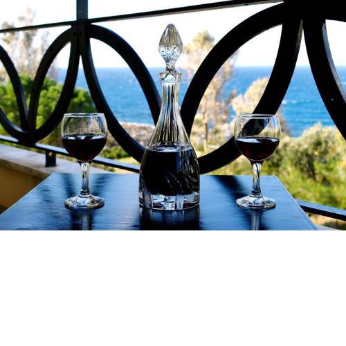 Magnificent sea view,clean and bright apartment 2