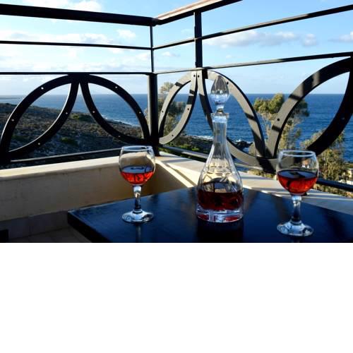 Magnificent sea view,clean and bright apartment