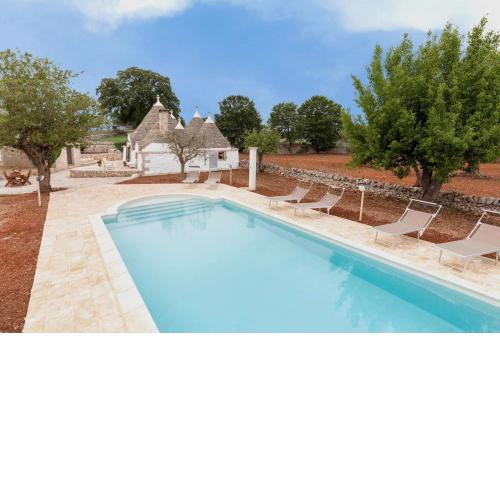 Magnificent Stefano's Trulli