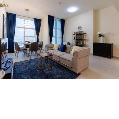 Magnificent view l Spacious unit l Marina Arcade