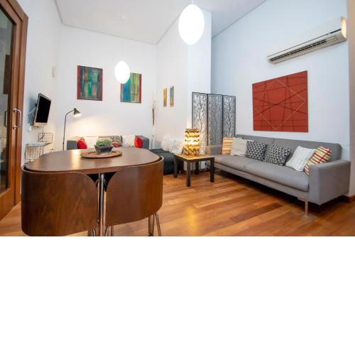MAGNÍFICO APTO 2 dorm 2 baños en el CORAZÓN DE SEVILLA AA WIFI