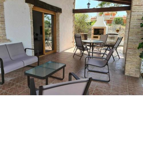 Magnifico chalet independiente con piscina