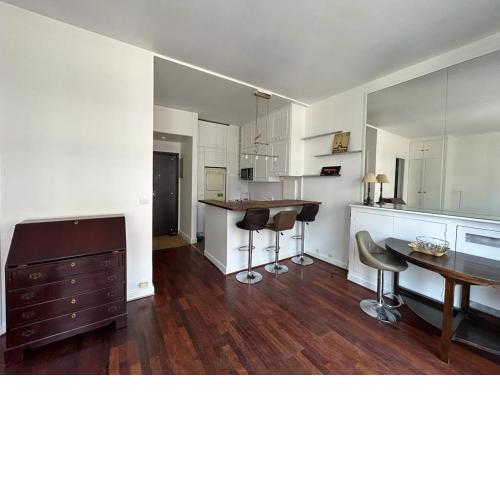 Magnifique studio avec balcon, rue de la faisanderie, Paris 16ème - 40m²
