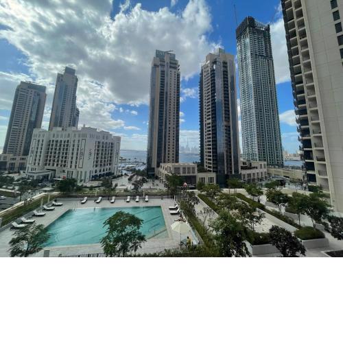 Magnolia- Dubai Creek Harbour Condo Apartment ApartHotel UAE