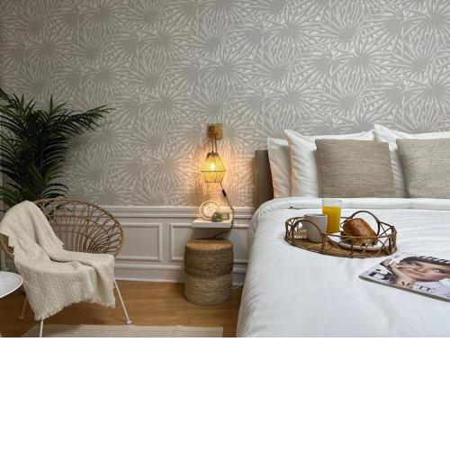 Maison Bourgeoise 1BR/3P with AC at Champs Elysées