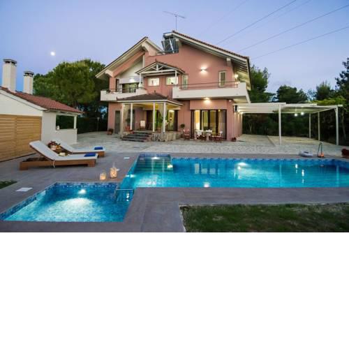 Maison Du Maire Luxury Villa