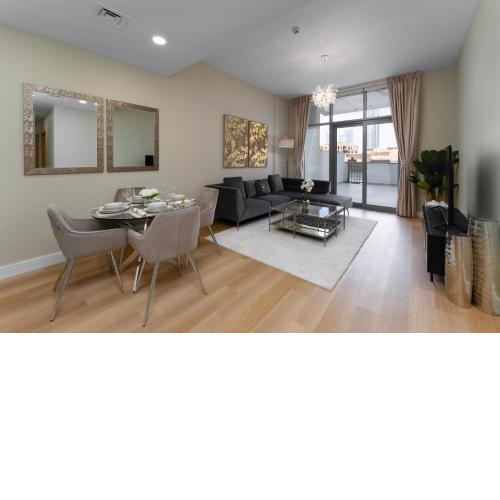 Maison Privee - Classy Apt with Terrace & Direct Burj Khalifa Views