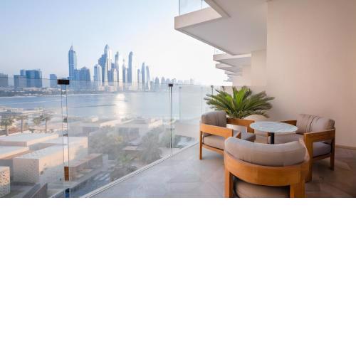Maison Privee - Luxury Sea View Apt in FIVE Resort on The Palm
