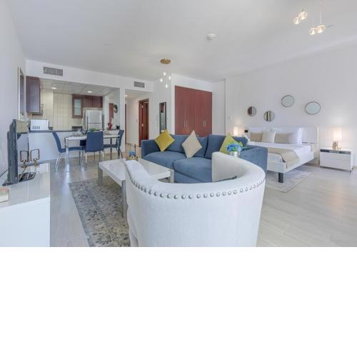 Maison Privee - Premium Studio Apt in the Heart of JBR Beach, Dubai