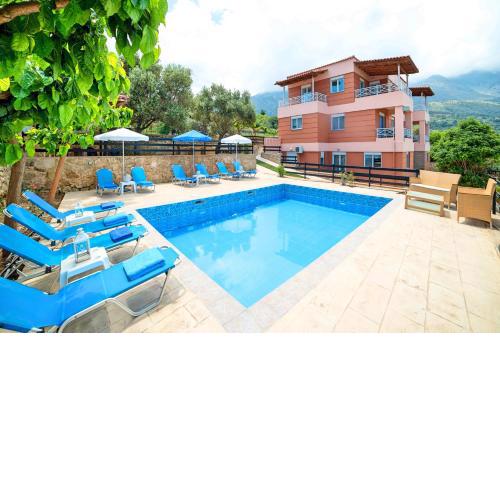 Maisonette Wohnung in Traum Villa mit Pool