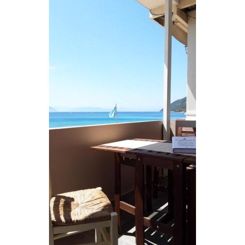 Maistros Seafront Apartment