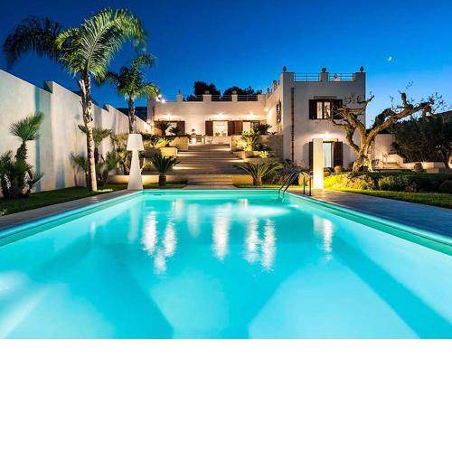 Majestic Holiday Home in Trapani with Sauna