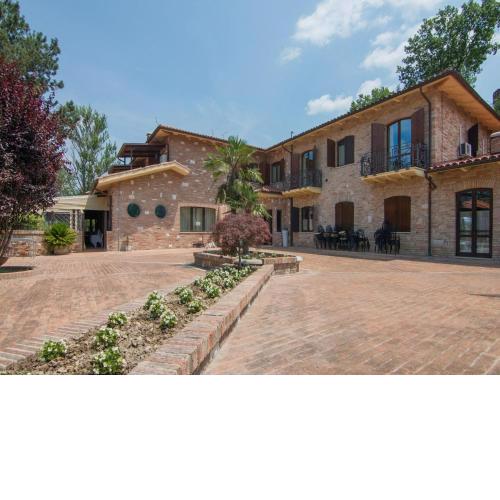 Majestic villa in Fermignano with private pool