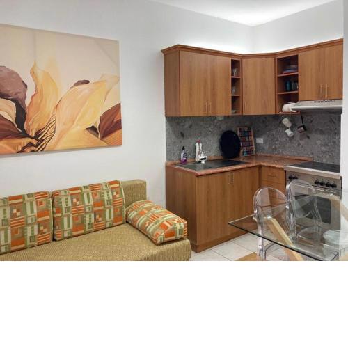 Majlinda's apartment