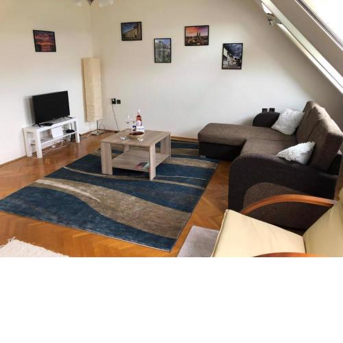 Mákszem Apartman