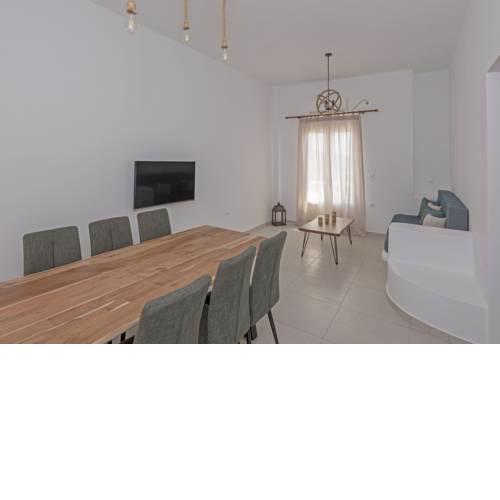 Maltezana Family House