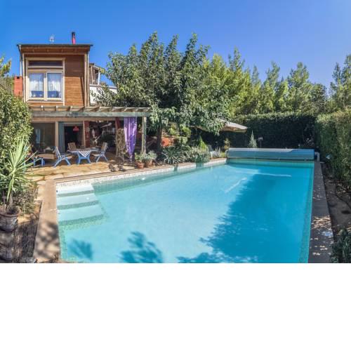 Manina Chalet with pool