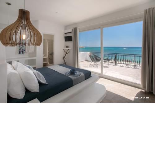 Manios Suites