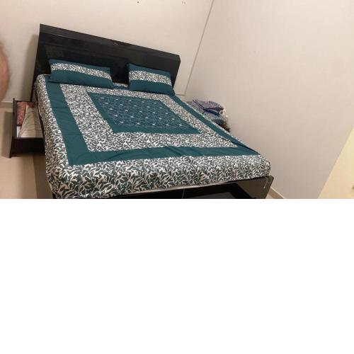 Mankhool Bur dubai one bed furnished apartment with Pool and gym in Manazil brand new building
