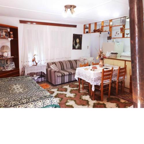 Manna's house