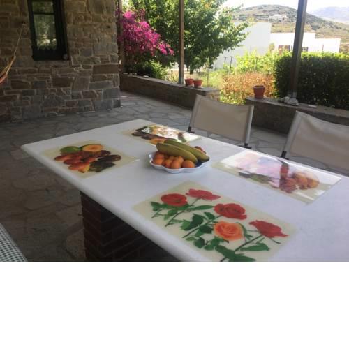 Manolis house