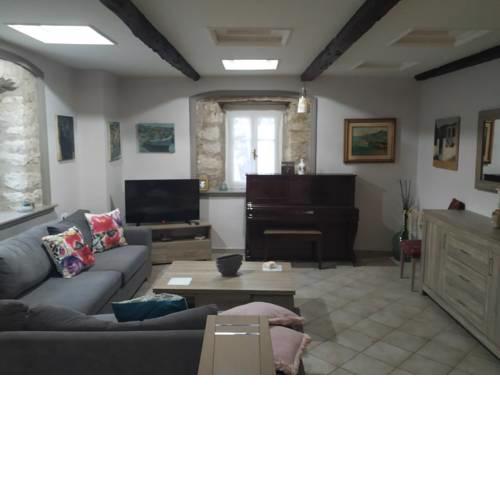 Manolis House