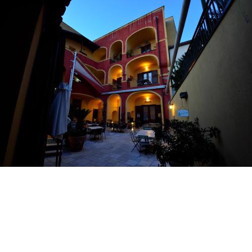 Manouche Bistrot B&B