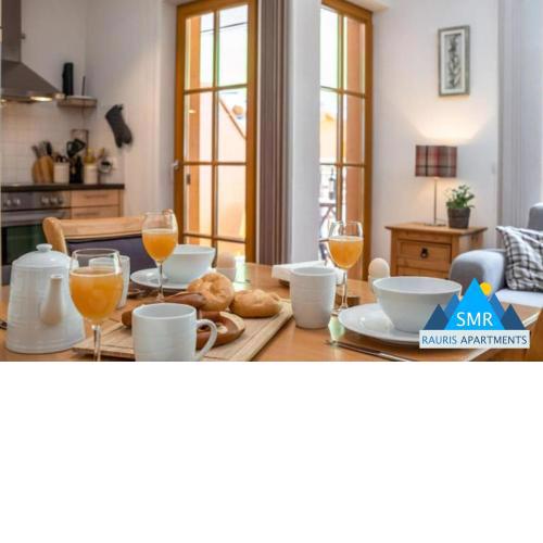 Manuela 6 by SMR Luxury Apartments