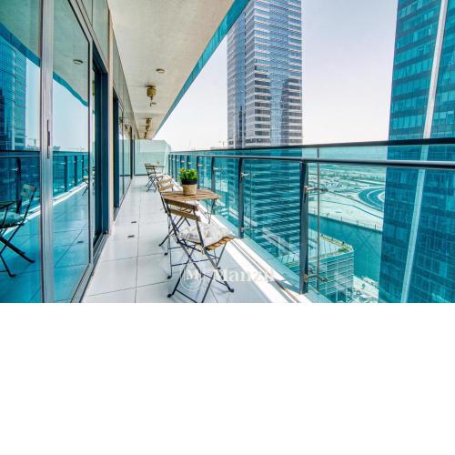 Manzil - Classic 3BR near the metro station in Business Bay