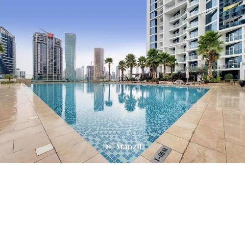 Manzil - Luxurious 1BR Waterfront Apartment at DAMAC Maison Prive with Burj Views