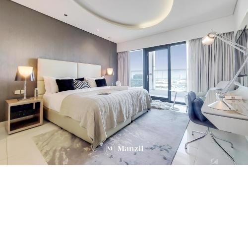 Manzil - Luxury 1BR Apartment in Damac Paramount Tower in Business Bay