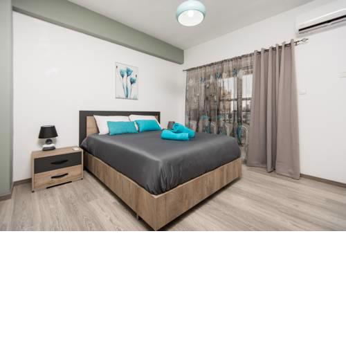 Maple Oak Apartment 401