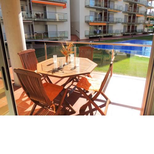 MAR MESTRAL B8-Apartamento con piscina y parking en Roses