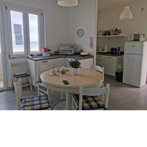 MAR SANTINI B&B
