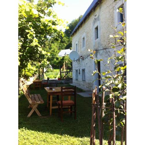 Marash Rrgalla Guesthouse