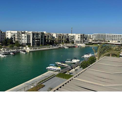Marassi penthouse 4 bedroom with canal view 8f-301
