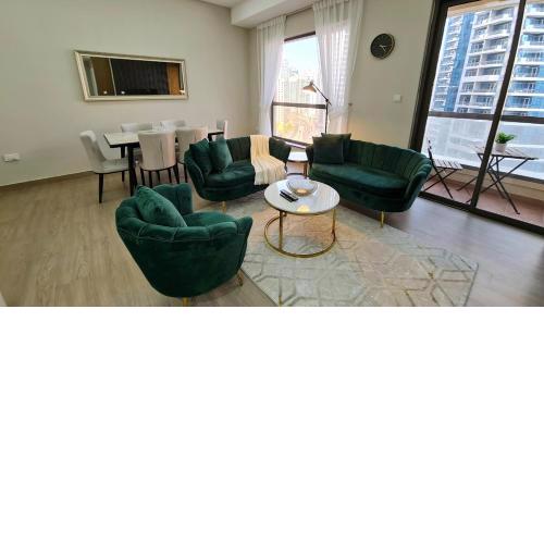 Marco Polo - High-rise 1BR Apt with Amazing Marina Views