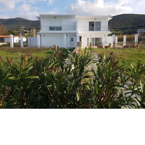 MAREMARI VILLA